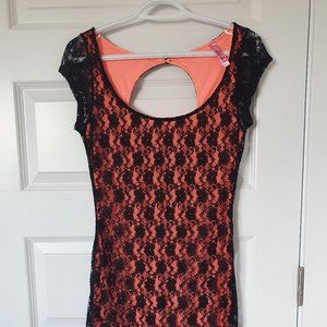 retro doll - bodycon skater dress (Medium)